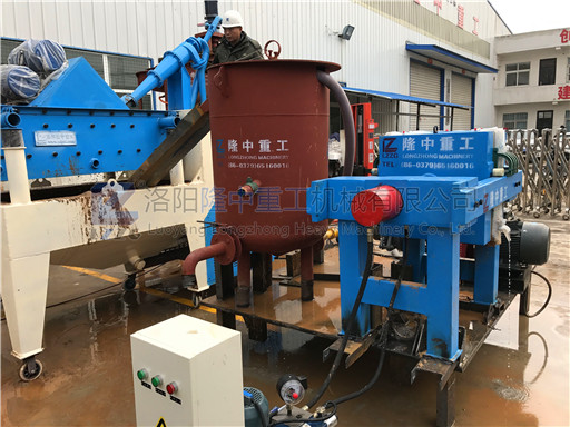 隆中細砂回收機設備搭配三氫過濾體實現尾礦零排放